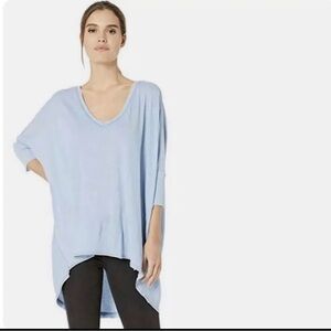 🌸Free People Catch Waves Tee